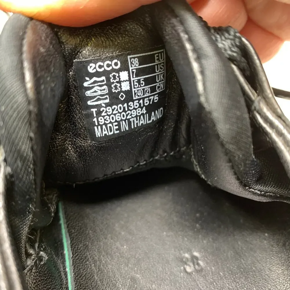 Ecco flexure runner
